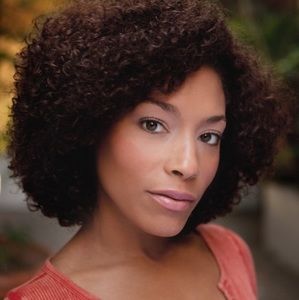 Meet your Posher, Celeste